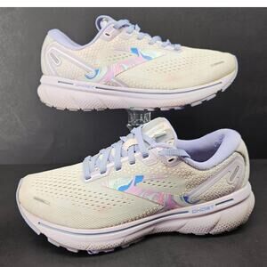 Brooks Women 7.5 Comfy footwear